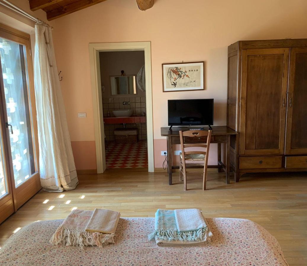 Agriturismo Il Filare Neviano degli Arduini Bagian luar foto